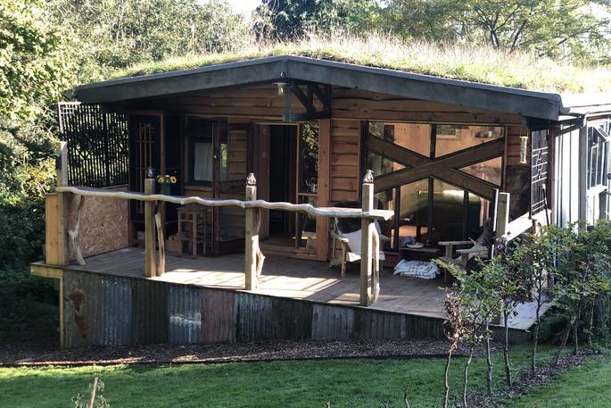 Hill's Cross Hide cabin - balcony decking and grass roof, Stockland, Honiton, Devon