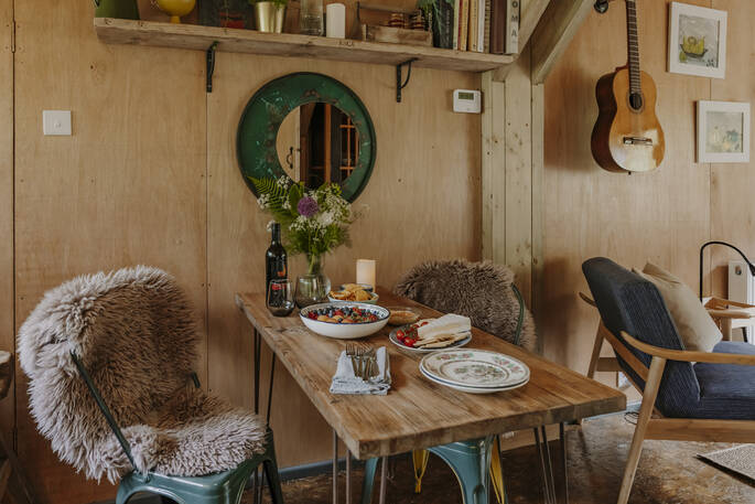 Hill's Cross Hide cabin dining table, Honiton, Devon, England
