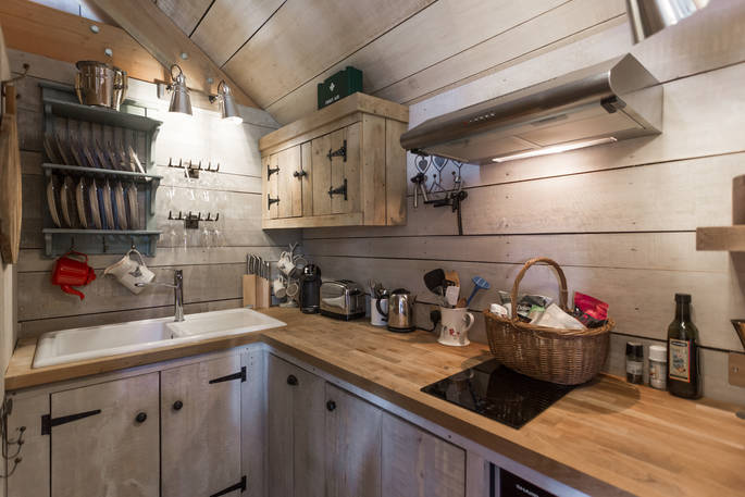 Treehouse kitchen facilities