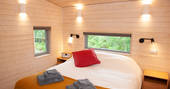 Red Squirrel Cabin - bed, Ullapool, Highland, Scotland