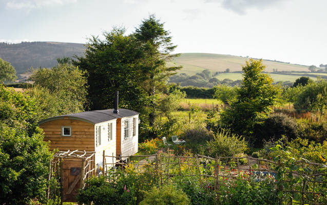 Damselfly shepherd's hut in Pembrokeshire with views of surrounding rolling countryside 